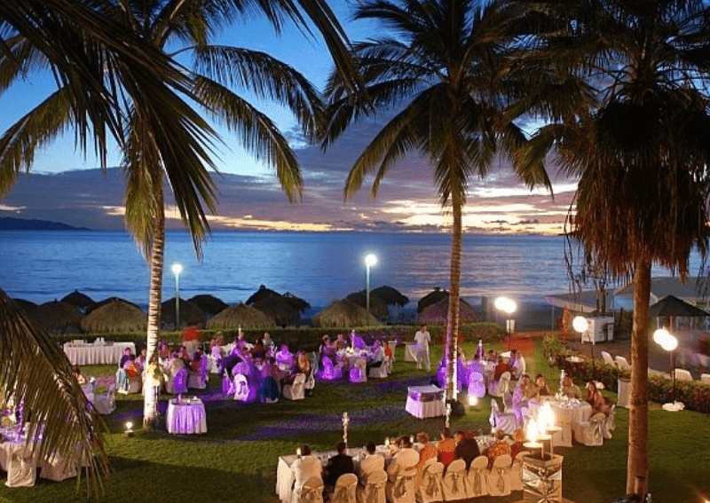 Choosing The Most Scenic Beach Wedding Location