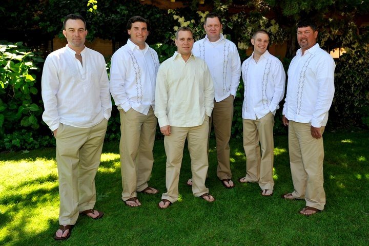 How to Wear Men’s Beach Wedding Linen Pants