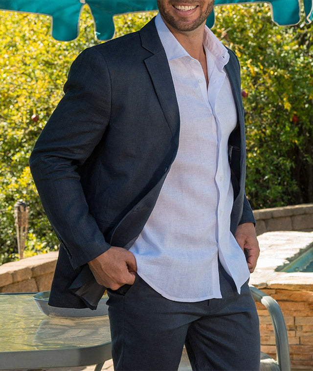 Styling Groomsmen in Beach Wedding Linen Suits: Coordination Tips