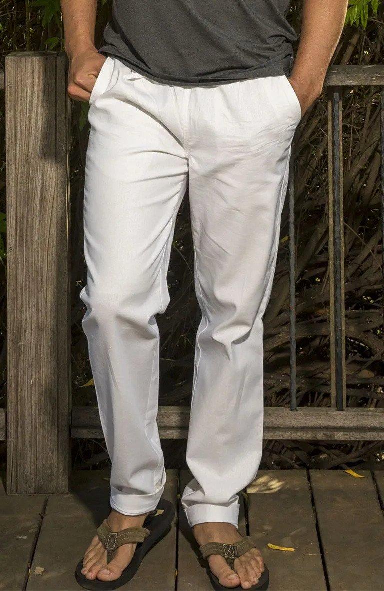 Incorporating Linen Pants into Your Family Beach Photoshoot: Outfit Ideas and Inspiration